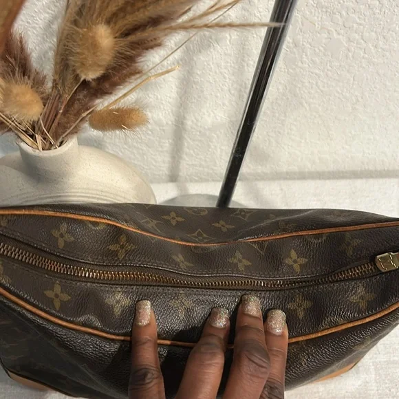 LOUIS VUITTON Monogram Boulogne 30 Shoulder Bag M51265 LV Auth BA278 +COA - Picture 6 of 17